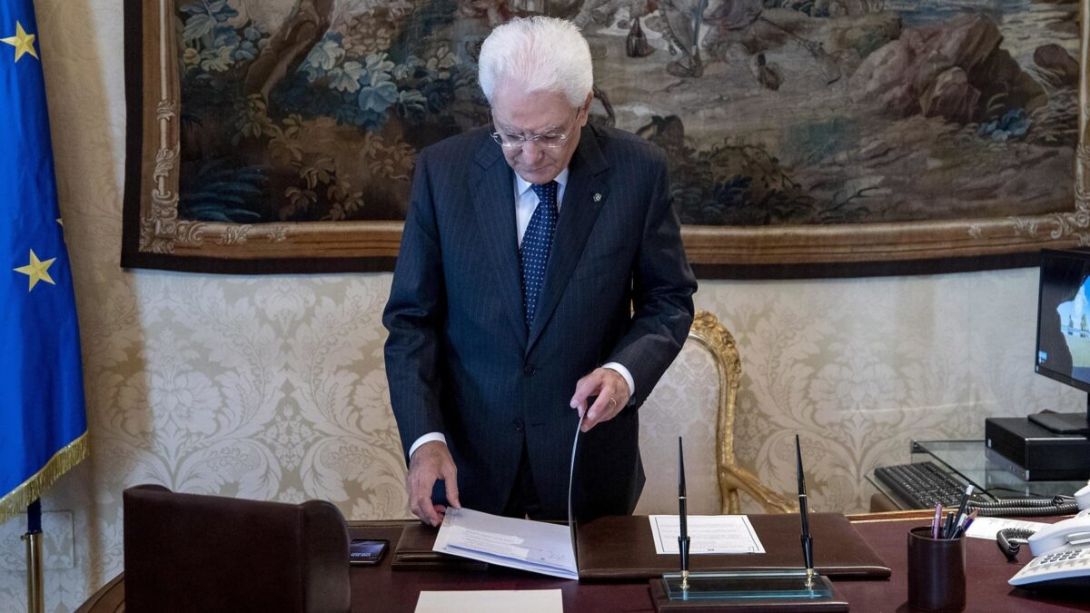 Mattarella dà la benedizione alle nozze contro natura. Ora Conte le deve celebrare