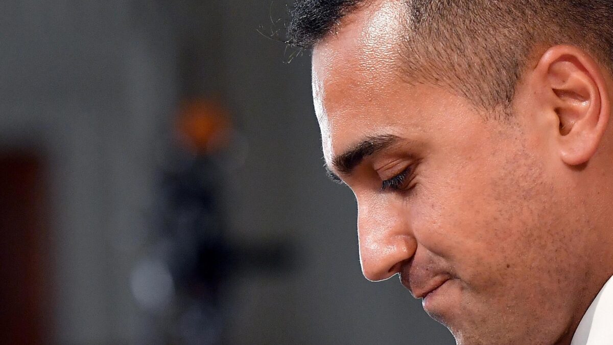 Di Maio vede i punti dei dem e rilancia senza chiudere la porta al Carroccio