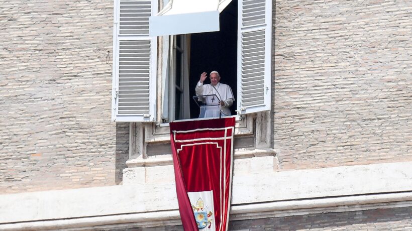 Il Vaticano pur di spalancare i porti si farà andar bene anche l’eutanasia