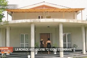 La «zingaraccia» nel villone abusivo: «Sono ai domiciliari: rubavo di tutto»