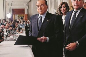 Berlusconi non vuole un altro Nazareno: «C’è il centrodestra, altrimenti elezioni»