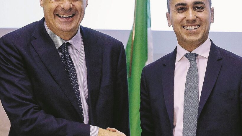 Pd e 5 stelle si accoppiano per calmare Mattarella. Nella notte si balla su Conte