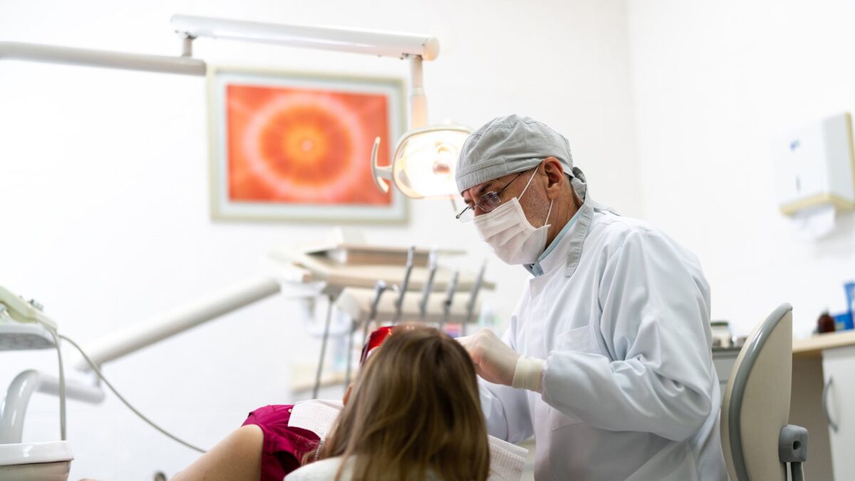 Le ricette di oppiacei prescritte da dentisti sono l’ultima frontiera dello sballo