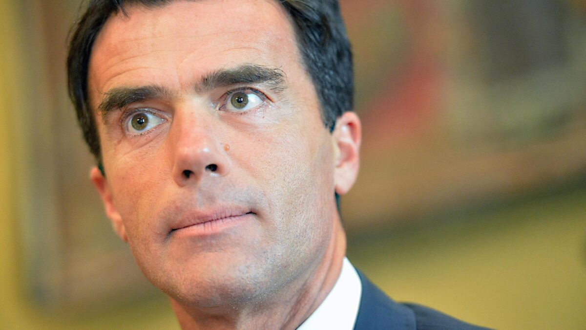 Gozi (Pd) è una minaccia per l’Italia. Non può stare nel governo francese