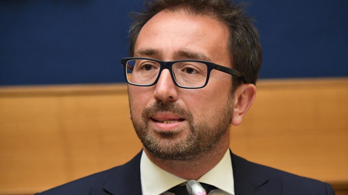 La tregua sulla giustizia dura poco. «Non si può essere processati a vita»