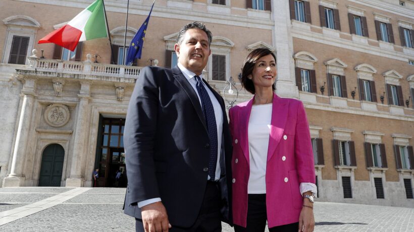 Fi esplode: la Carfagna e Toti mollano il Cav