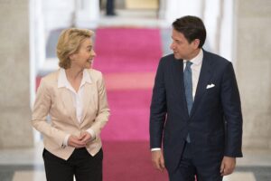 Salvini svela la lista dei candidati Ue. In cima spunta il nome di Garavaglia