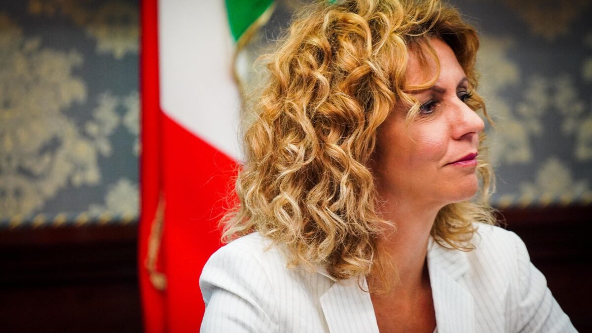 Diamanti sbertuccia chi vuole l’autonomia