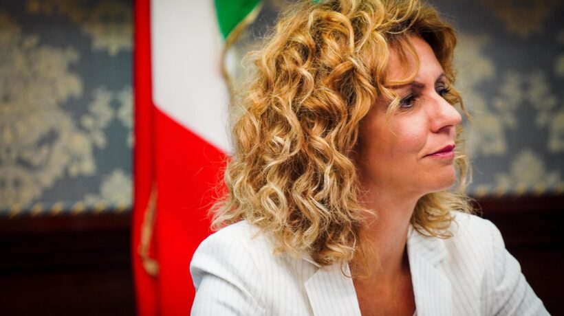 Diamanti sbertuccia chi vuole l’autonomia