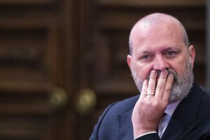 Commissione per (non) indagare su Bibbiano