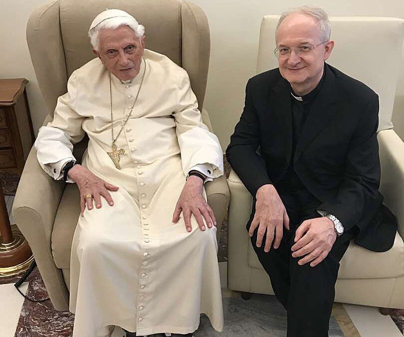 Ratzinger si schiera con gli epurati del GPII