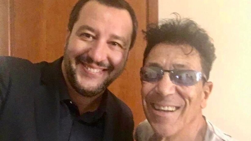 «Il selfie con Salvini? Ai moralisti ipocriti ho risposto in musica. Grillo vate da circo»