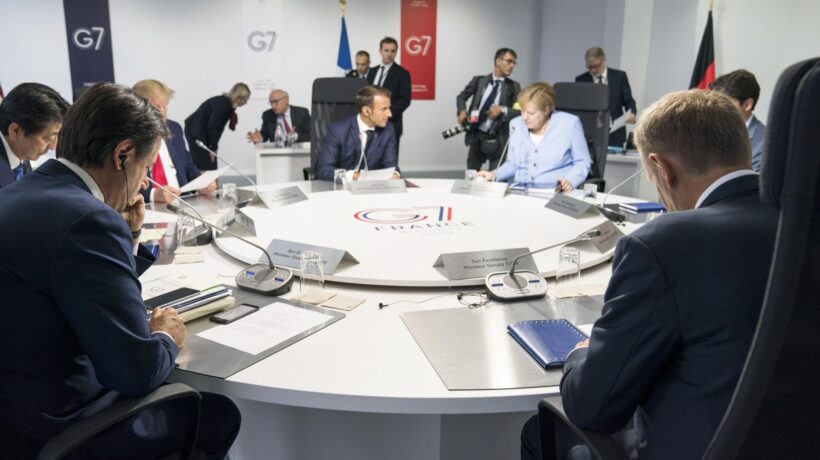 Il papocchio è stato concepito a Biarritz