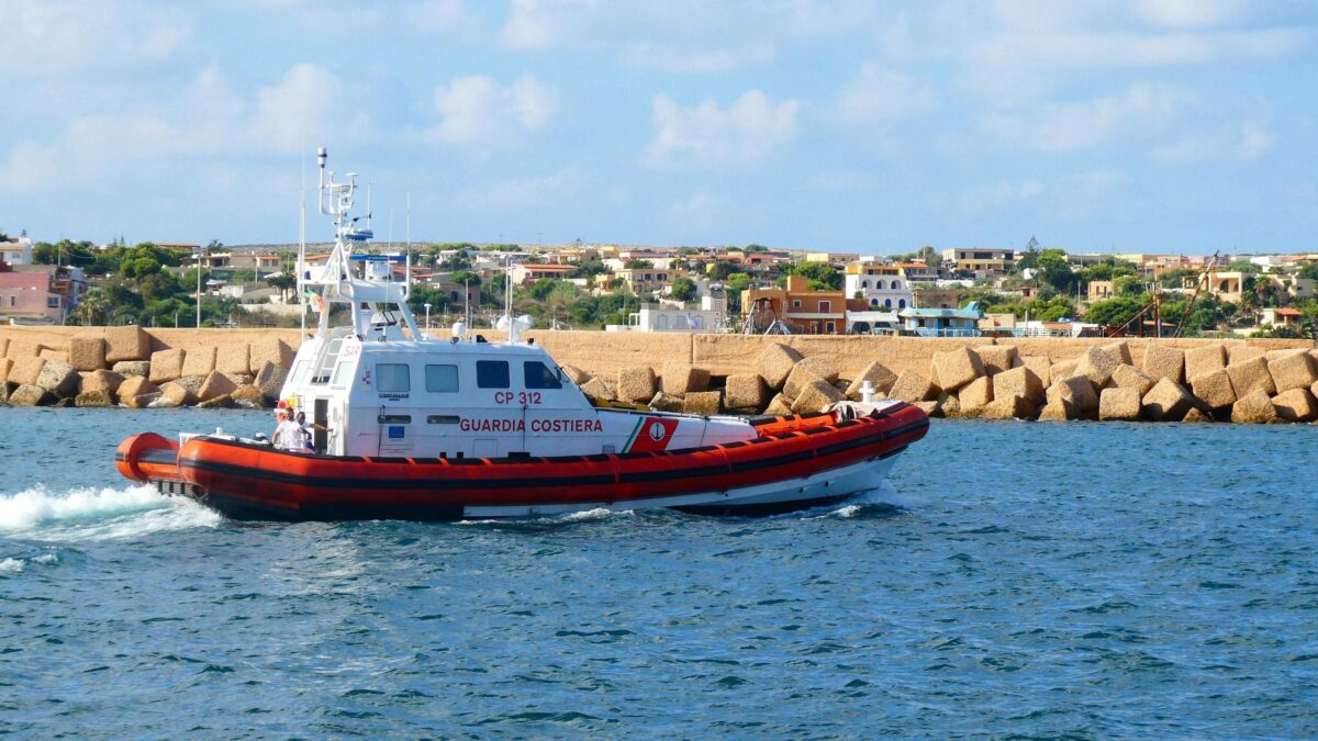 Lampedusa porto aperto come piace a Bruxelles