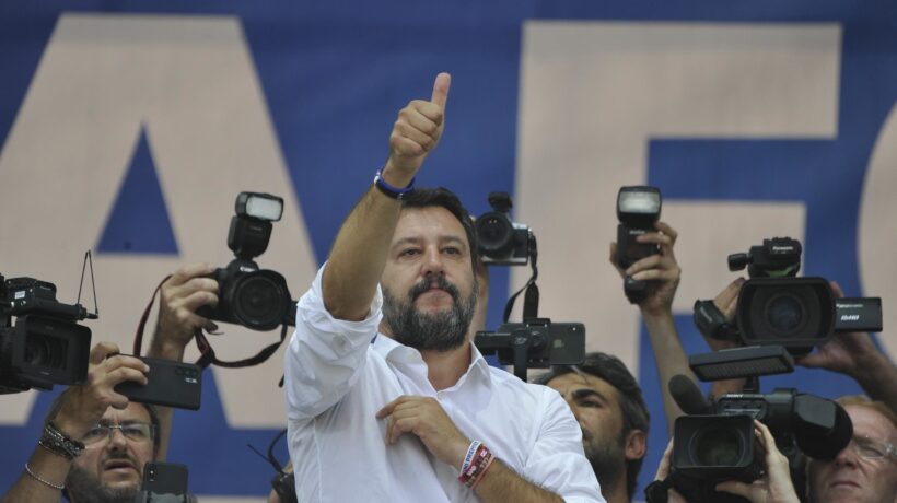 Salvini a Pontida apre la caccia ai voti grillini