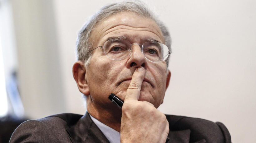 Fabrizio Cicchitto: «Un’alleanza con Matteo Renzi. Ecco il futuro di Forza Italia»