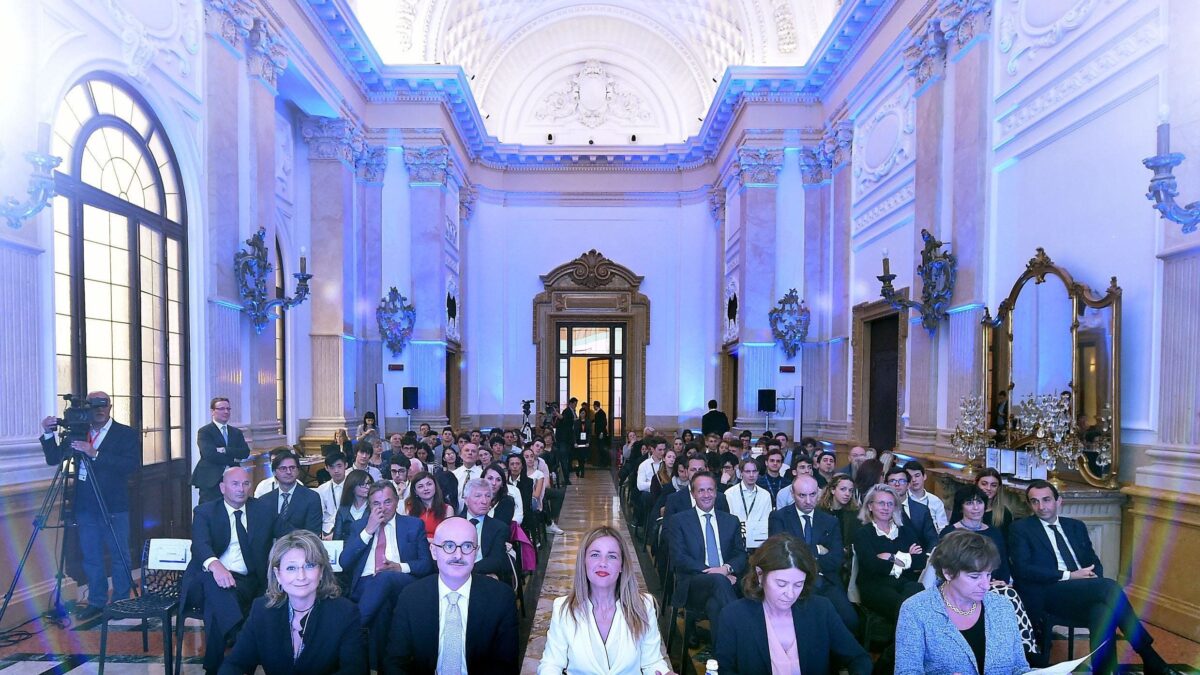In Lombardia lauree componibili su misura