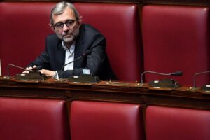 Roberto Giachetti: «I dem ritornano a “Bandiera rossa”»