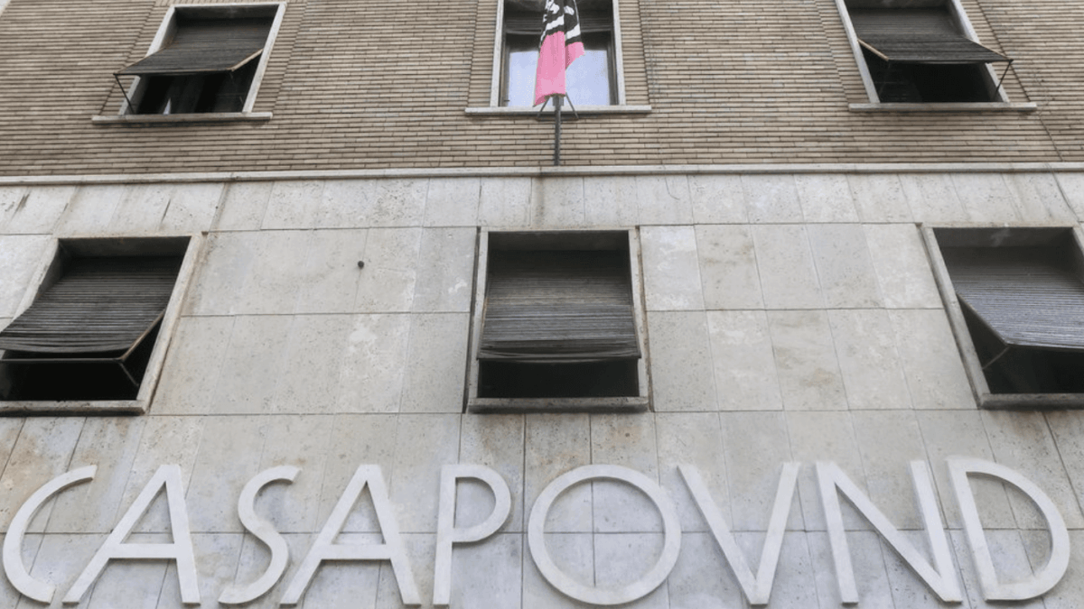 Il Pd prova a dire una cosa di sinistra ma gli esce solo l’elogio del bavaglio