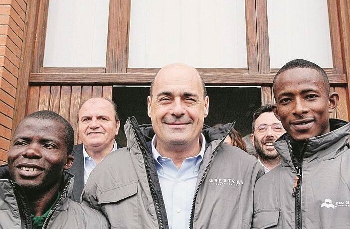 Per digerire i grillini il Pd li costringe a spalancare i porti