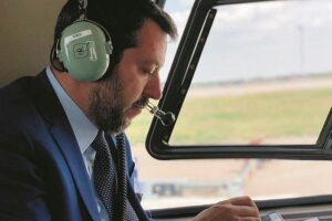Con i voli di Stato Salvini non scialava. Ma rischia lo stesso un’altra indagine