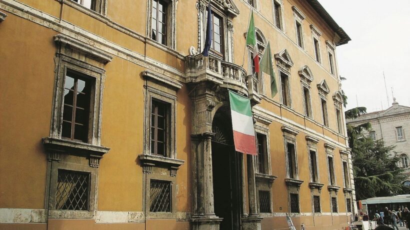 Gli scandali del Pd in Umbria. I buchi neri del sistema rosso, da Sanitopoli alla Palestina