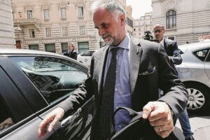 Dopo la coltellata agli autonomi mezzo dietrofront sul forfettario