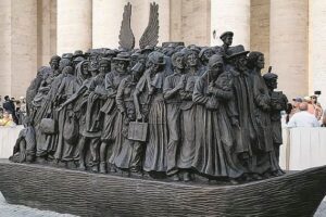 Riprendono gli sbarchi e Bergoglio li benedice