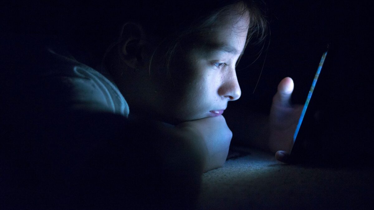 I nostri figli connessi non sanno più a cosa serva vivere o morire