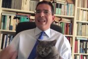 Renzi pensa ai palazzi, ma 96 italiani su 100 non lo vogliono
