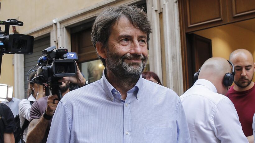 Il vicedisastro mollò Letta per Renzi. Si riprende la Cultura