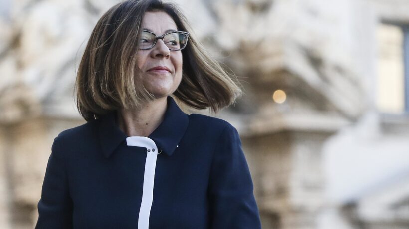 La De Micheli ha cancellato Toninelli. Grillini muti in ossequio all’inciucio