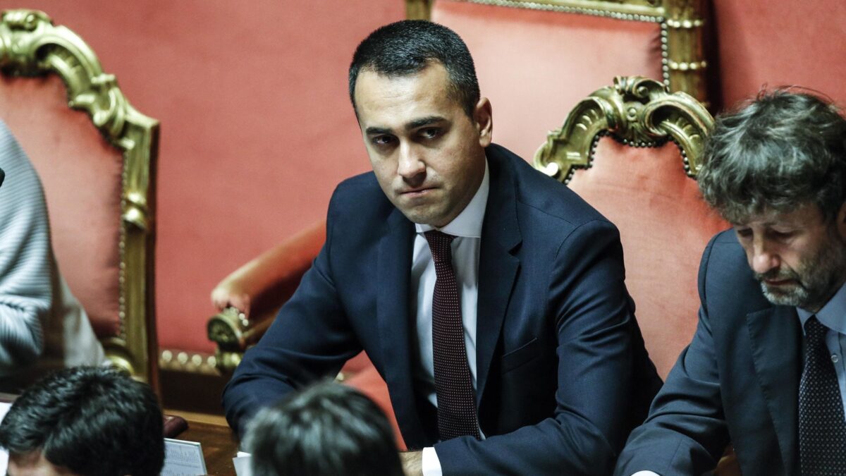 Di Maio si gioca le ultime cadreghe e il M5s implode