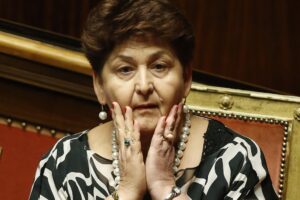 Bellanova pronta a svenderci al Ceta. Un colpo ai grillini e un sì all’Europa