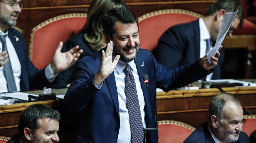 Salvini prepara la riscossa: «Siete allergici al popolo ma presto toccherà a noi»