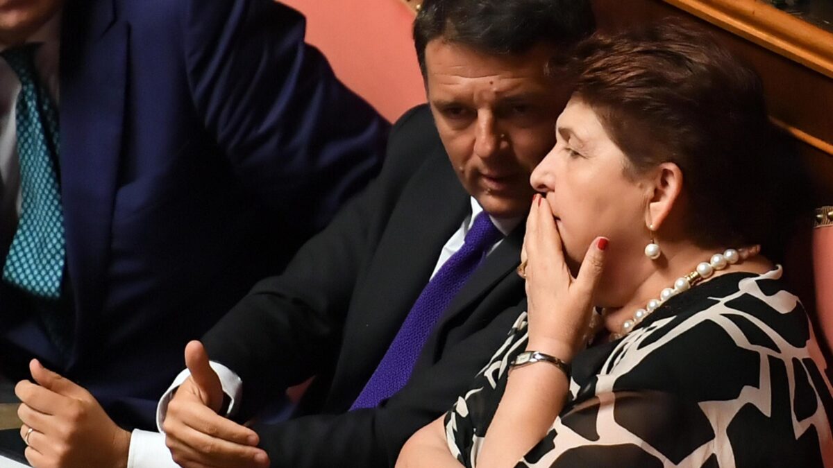 La Bellanova assume l’ex responsabile dei social di Renzi