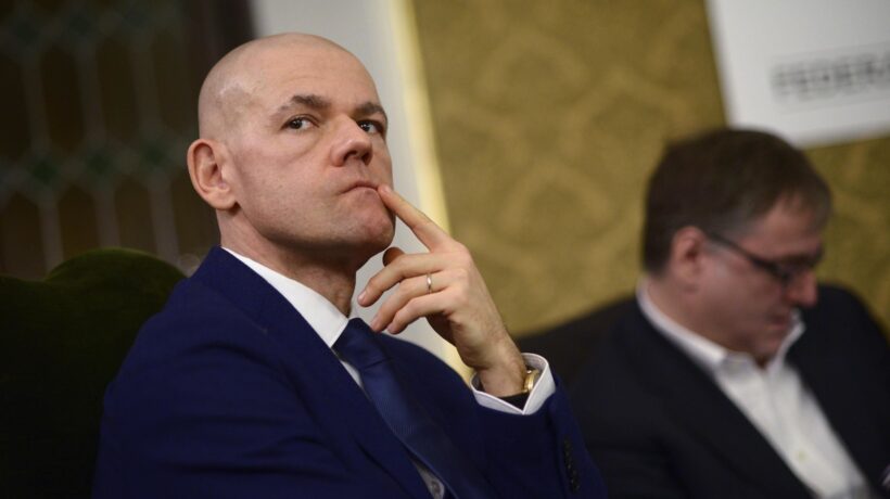 La Luiss butta fuori Gervasoni, il prof che non canta nel coro dei fan dell’invasione