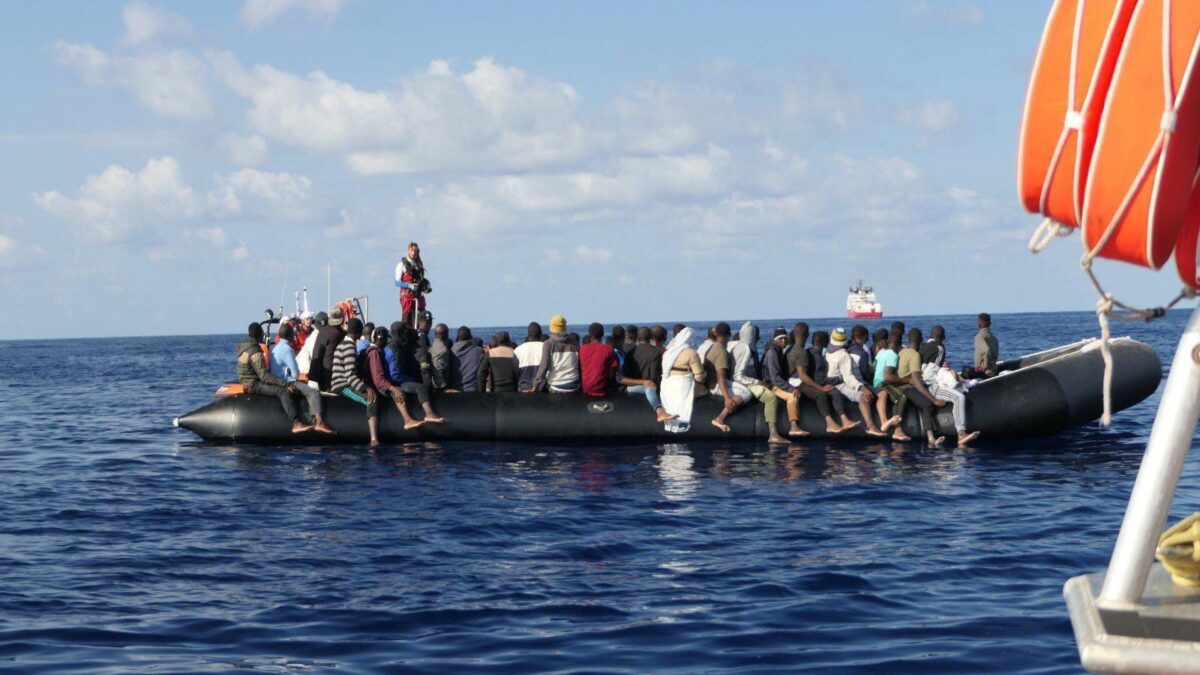 L’immigrazione è un favore all’élite. Lo dicono pure due prof di sinistra