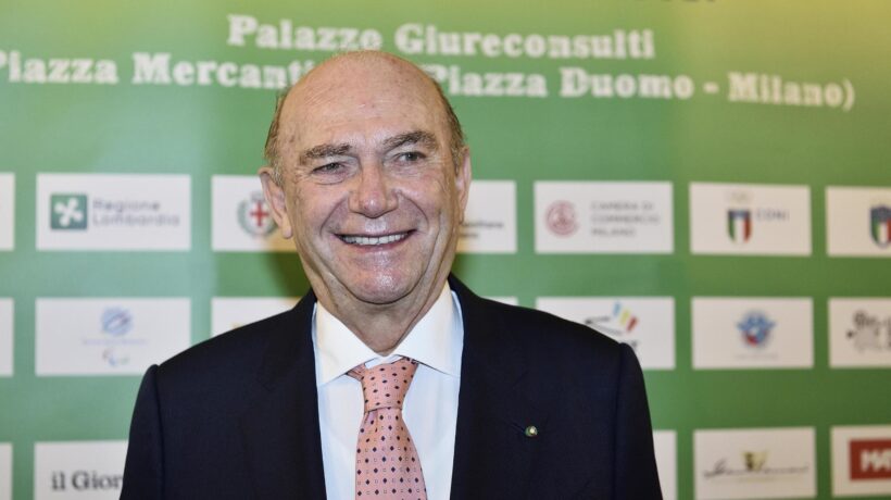 Ernesto Pellegrini: «Guardi, son riuscito a fare scrivere “Forza Inter” al Cav»