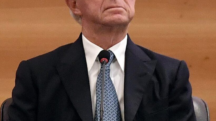 I francesi godono per l’assalto a Mediobanca