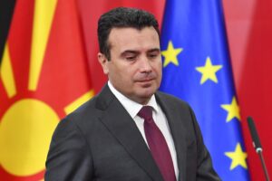 In Macedonia si dimette il premier Zaev. Sotto la pressione dell’Ue e delle inchieste per corruzione