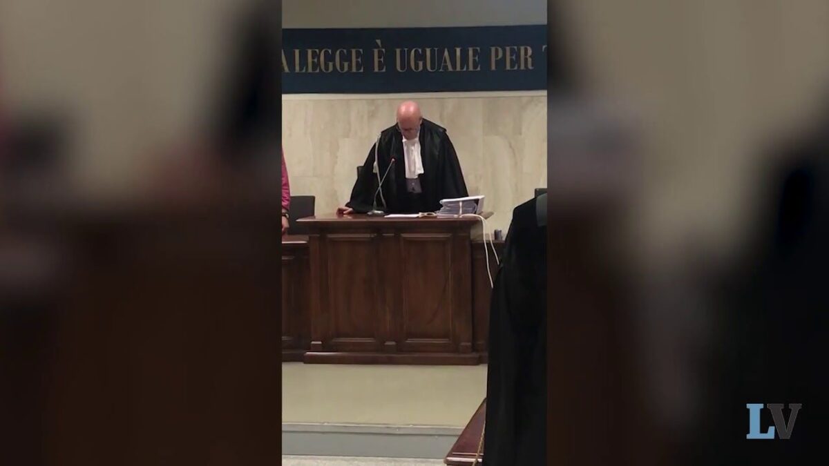 Il video della sentenza che condanna i genitori di Matteo Renzi