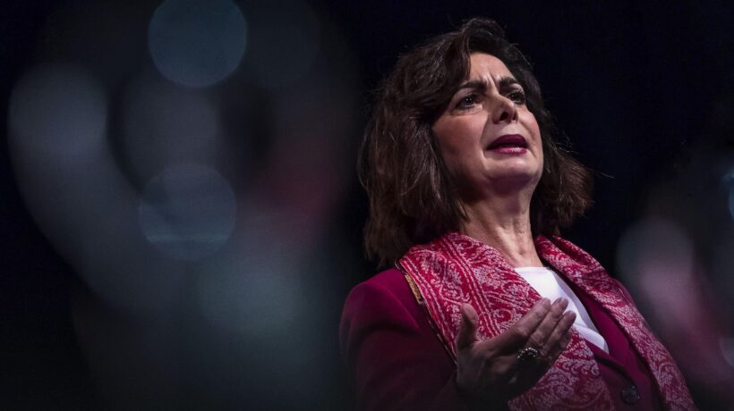La Boldrini si proclama vittima di ogni male