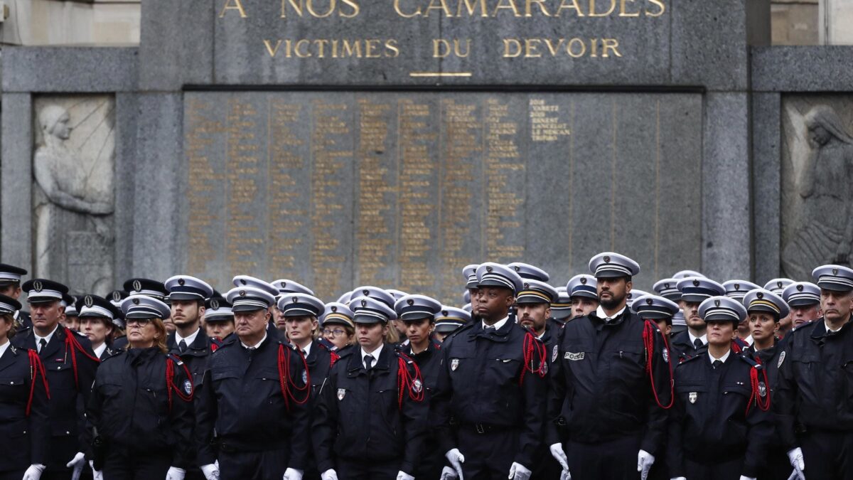 Dopo l’attacco di Parigi la polizia sommersa da minacce di stampo Isis