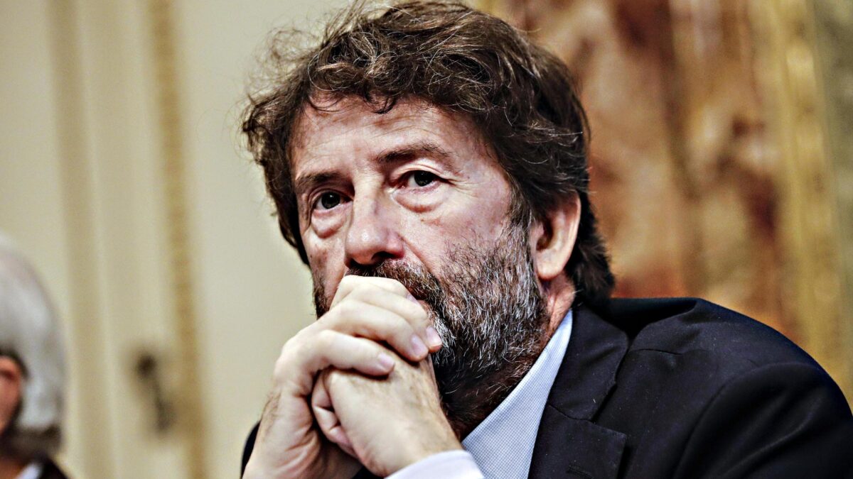 Renzi sogna il ribaltone dc con Franceschini