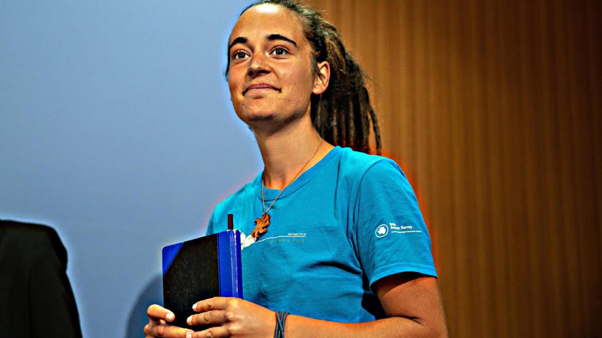 La sinistra in ginocchio da Carola perché ha «sfidato» le Fiamme gialle