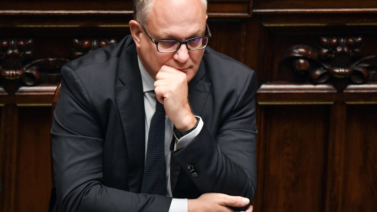 Gabola sposta il buco delle missioni all’estero