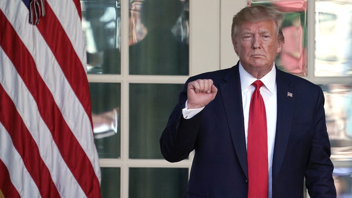Per boicottare Trump, l’Ue minaccia di stoppare l’invio dei dati bancari