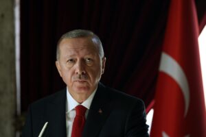 Erdogan rimanda a casa i foreign fighters