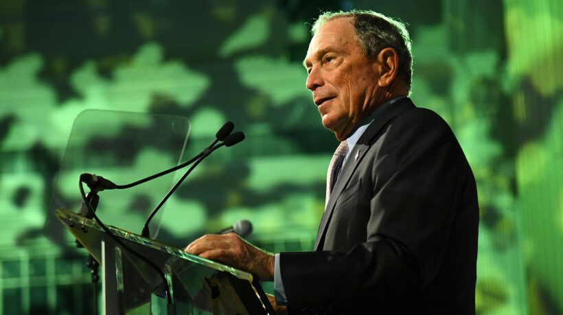 Su una cosa Bloomberg batte Trump: il gigantesco conflitto di interessi